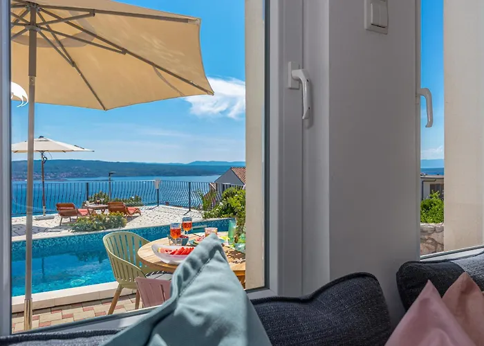 Lorelai - With Private Swimmingpool Апартаменты *