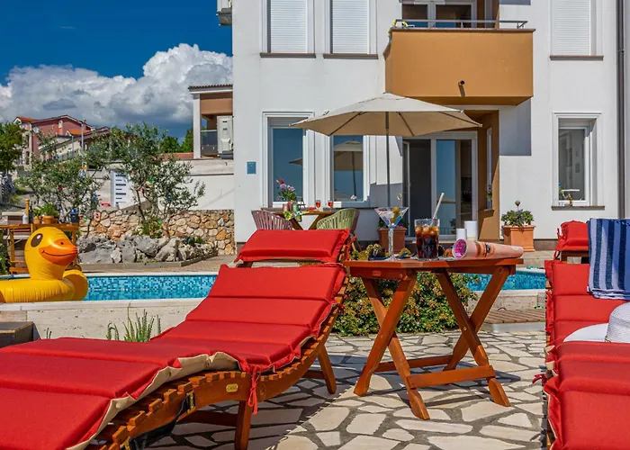 Lorelai - With Private Swimmingpool Crikvenica