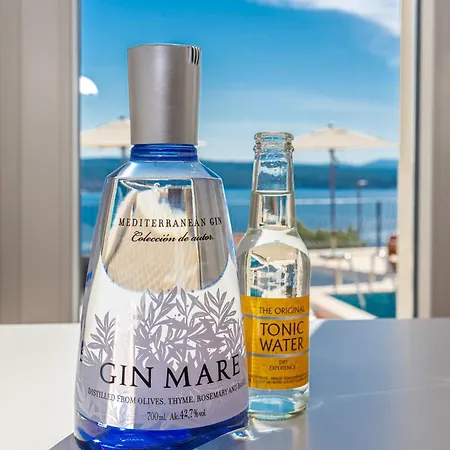 Lorelai - With Private Swimmingpool Crikvenica