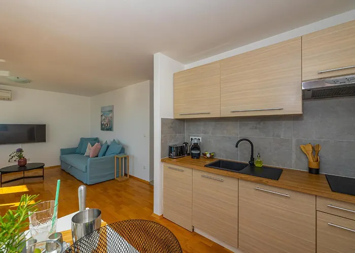 Apartament Lorelai - With Private Swimmingpool *